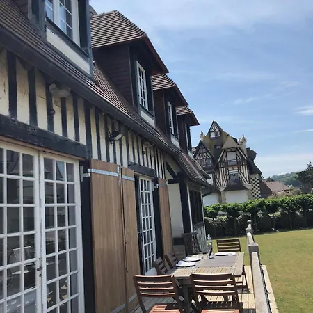 Face Plage, Vue Mer, Jardin - Deauville